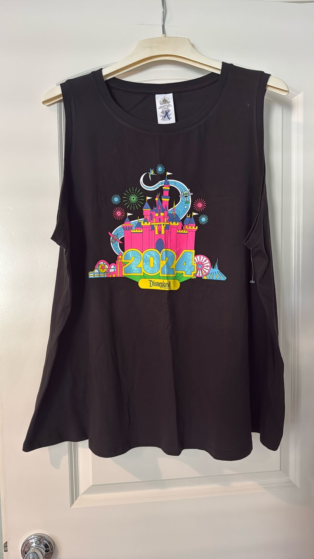 NEW, Size 2X Black Disney Vest T-shirt