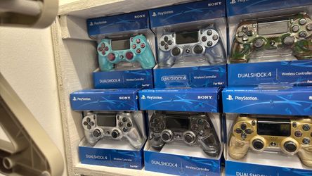 PS4 controller