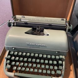 1958 Typewriter 