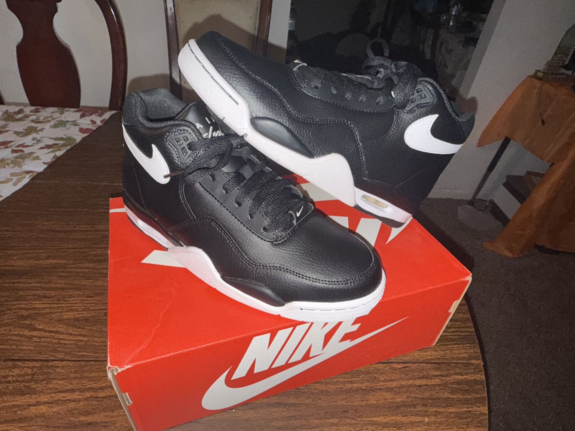 Nike Flight Legacy Size 10M
