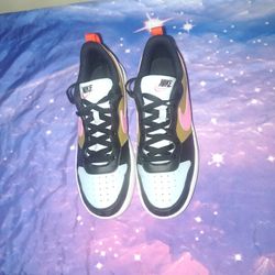 Youth Girl Nikes 