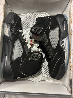 Jordan 5 Retro Black Metallic Reimagined Size 7