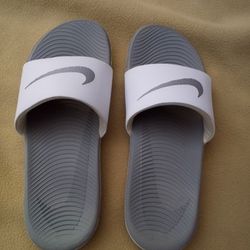Nike Slides -new