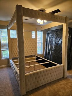 New in box 5114 ivory color queen size canopy queen size bed frame special only 5 left in stock