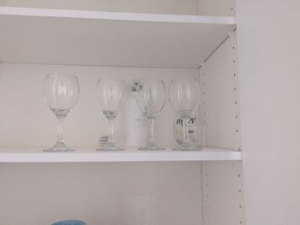 4 Wine Glasses