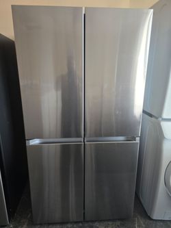 ​✨ Samsung 23 cu. ft. Counter-Depth French Door Refrigerator - $1300 (MSRP $3,499) 🧊