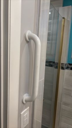 SHOWER GRAB BAR 16 in