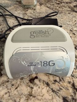 Gelish nail lamp