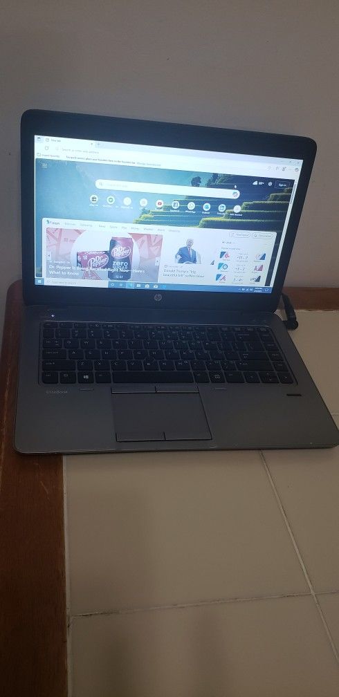 HP EliteBook 745 G2 AMD A10 Pro 7350B 2.10 GHz 120 SSD 8Gig Ram