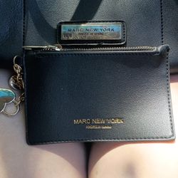 MARC NEW YORK ANDREW  MARC HAND BAG AND EALLERT