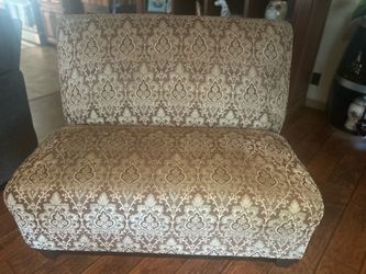 Armless love seat