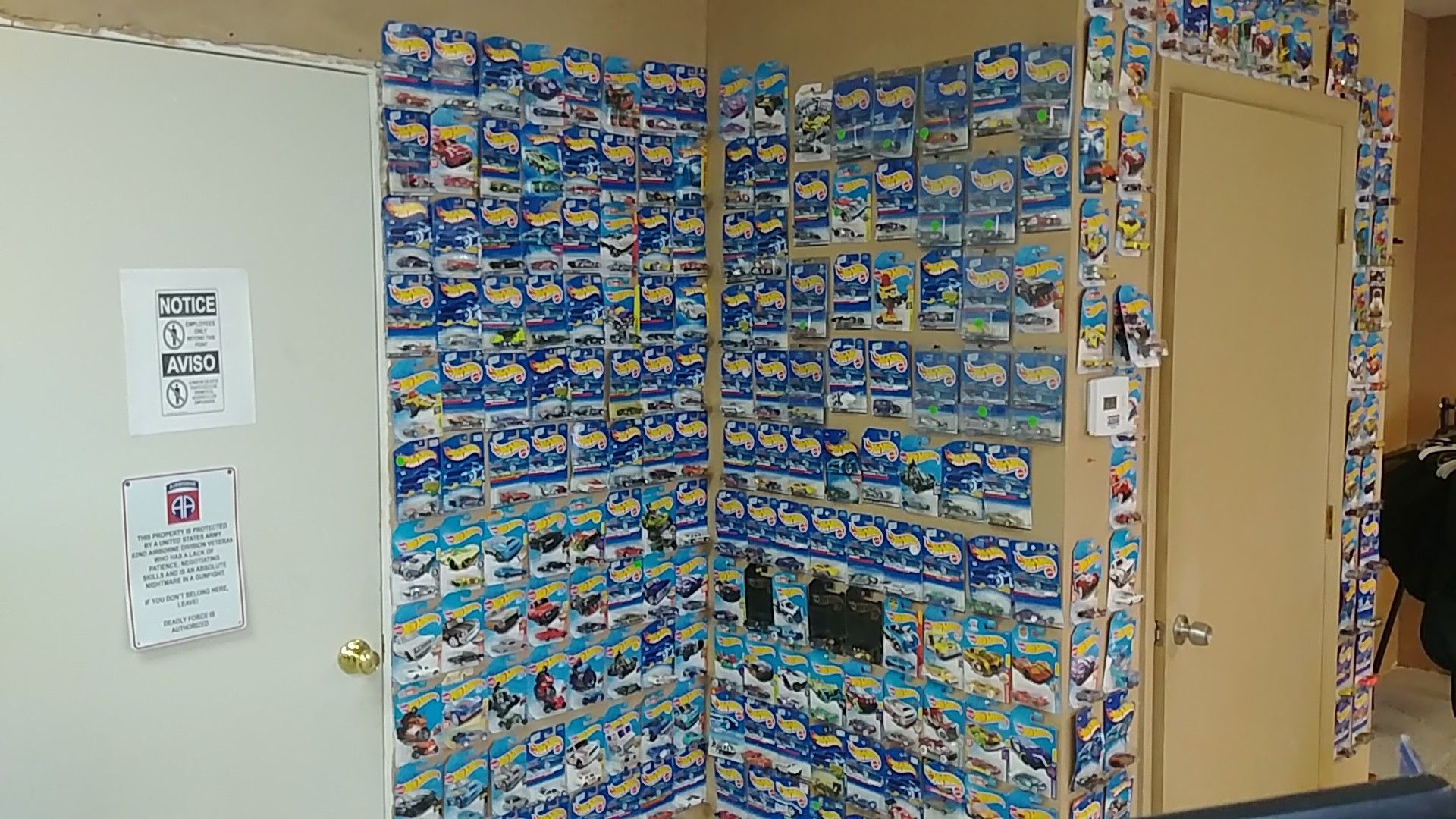 Hot Wheels and other Die Cast cars. Pawn Shop