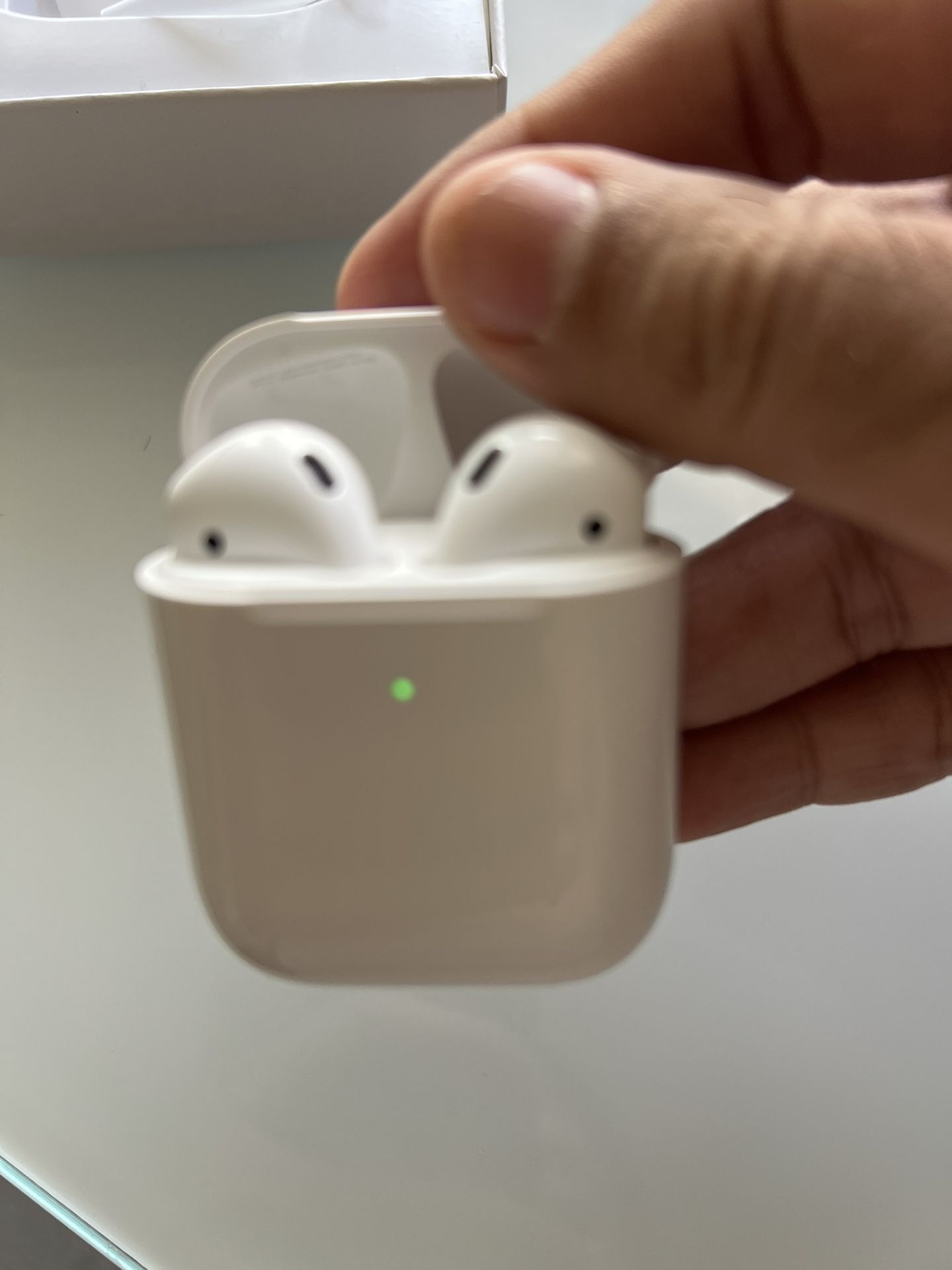 Apple AirPods