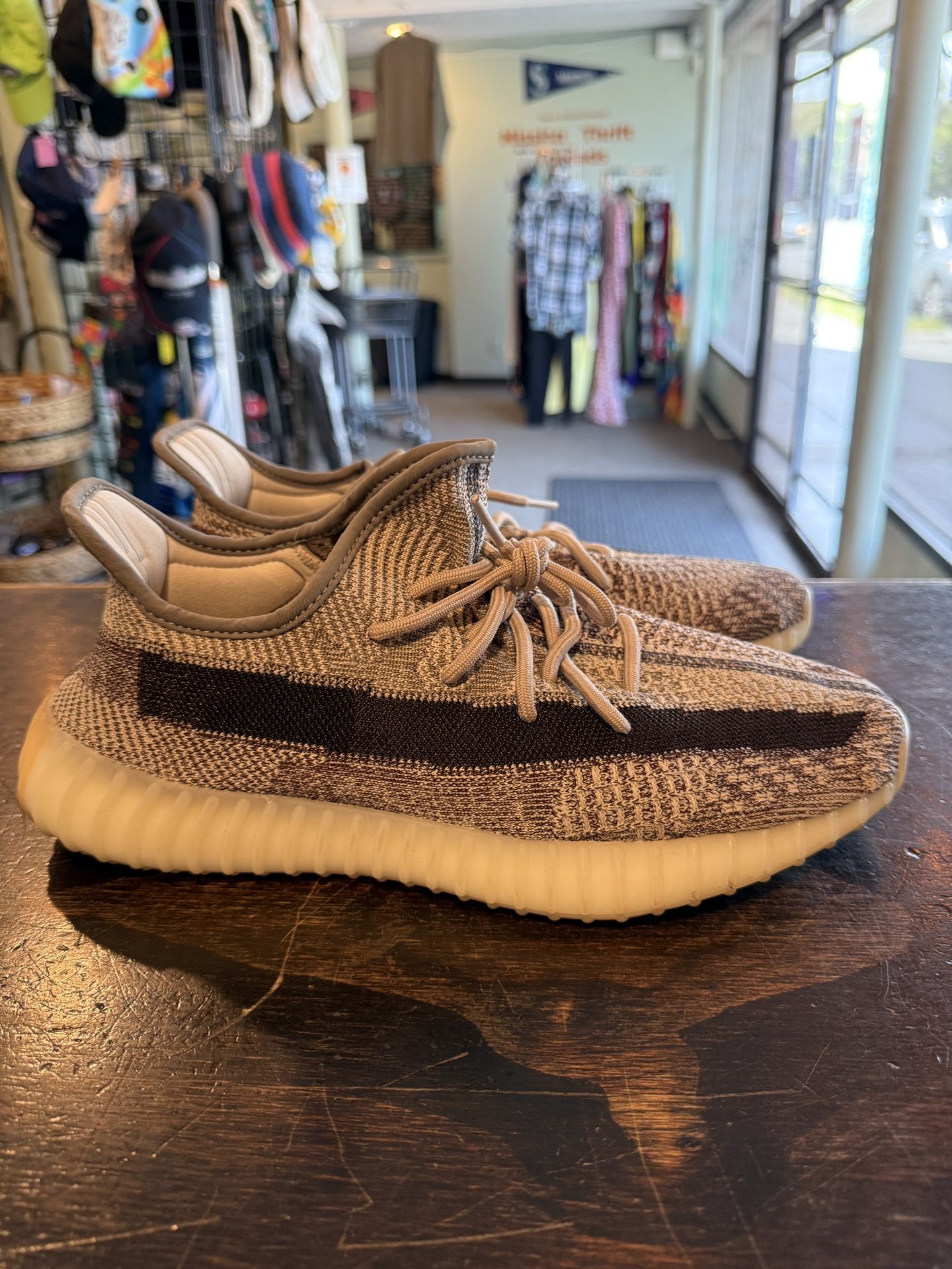 Adidas Yeezy Boost 350 V2 Zyon FZ1267 Men's Size 10.5