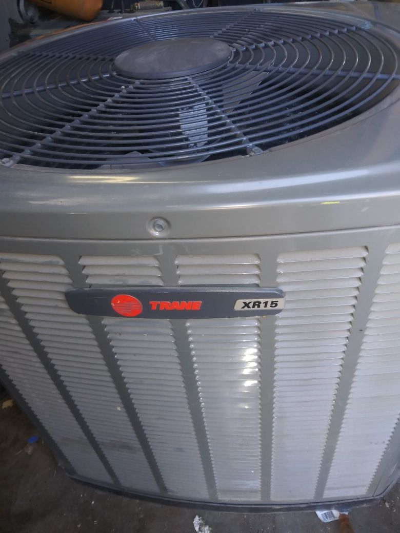 2012 Trane XR15 AC Condenser/Upflow Gas Furnace/Evap. Coil r410a for ...