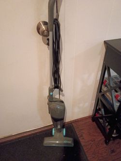 Ion Zip Vac like new