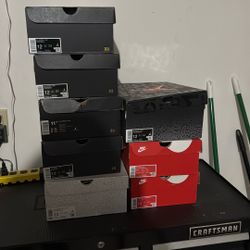Empty Jordan/Dunks shoe boxes 