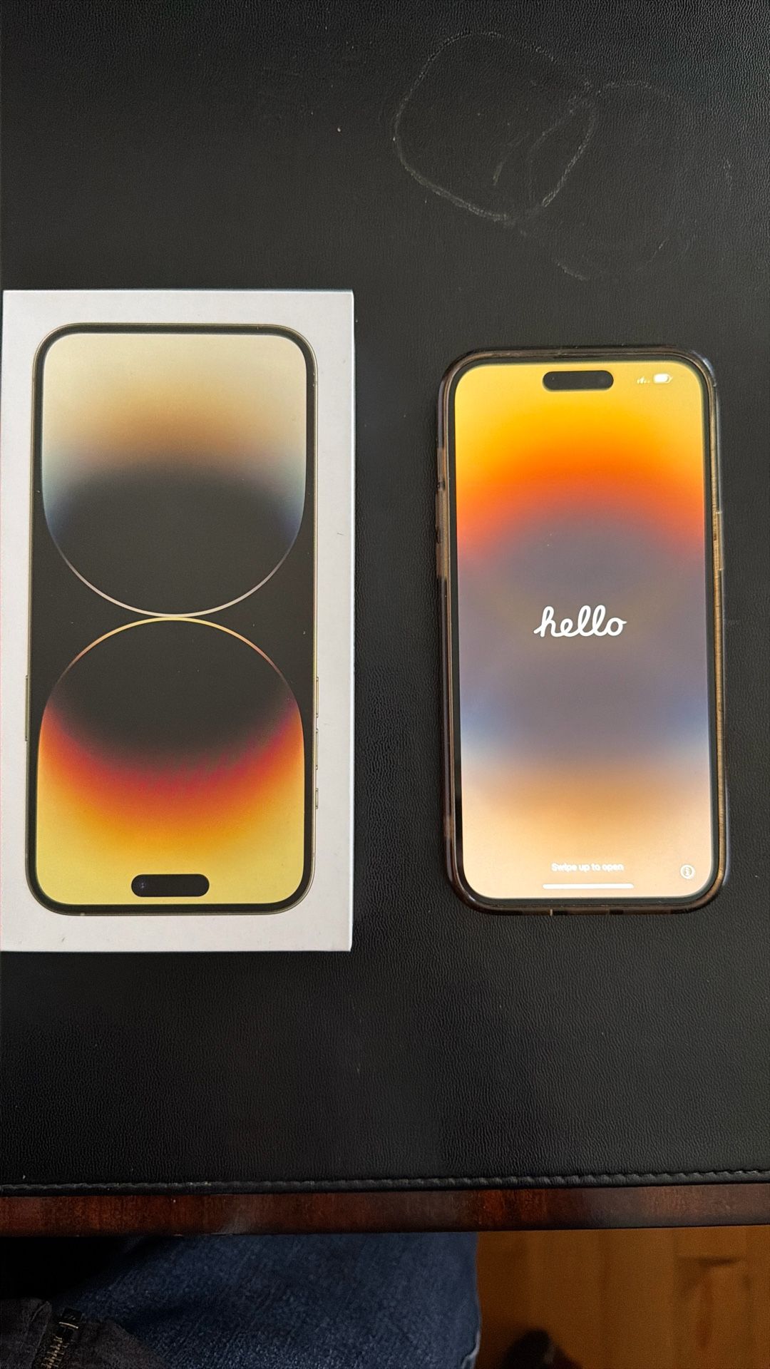 iPhone 14 Promax Gold 