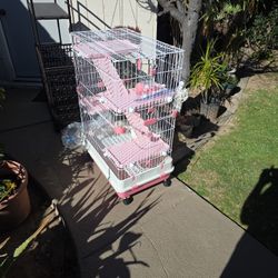 Rabbit House Multi Level - New - Obo