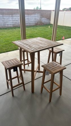 Wooden Patio Table With Chairs