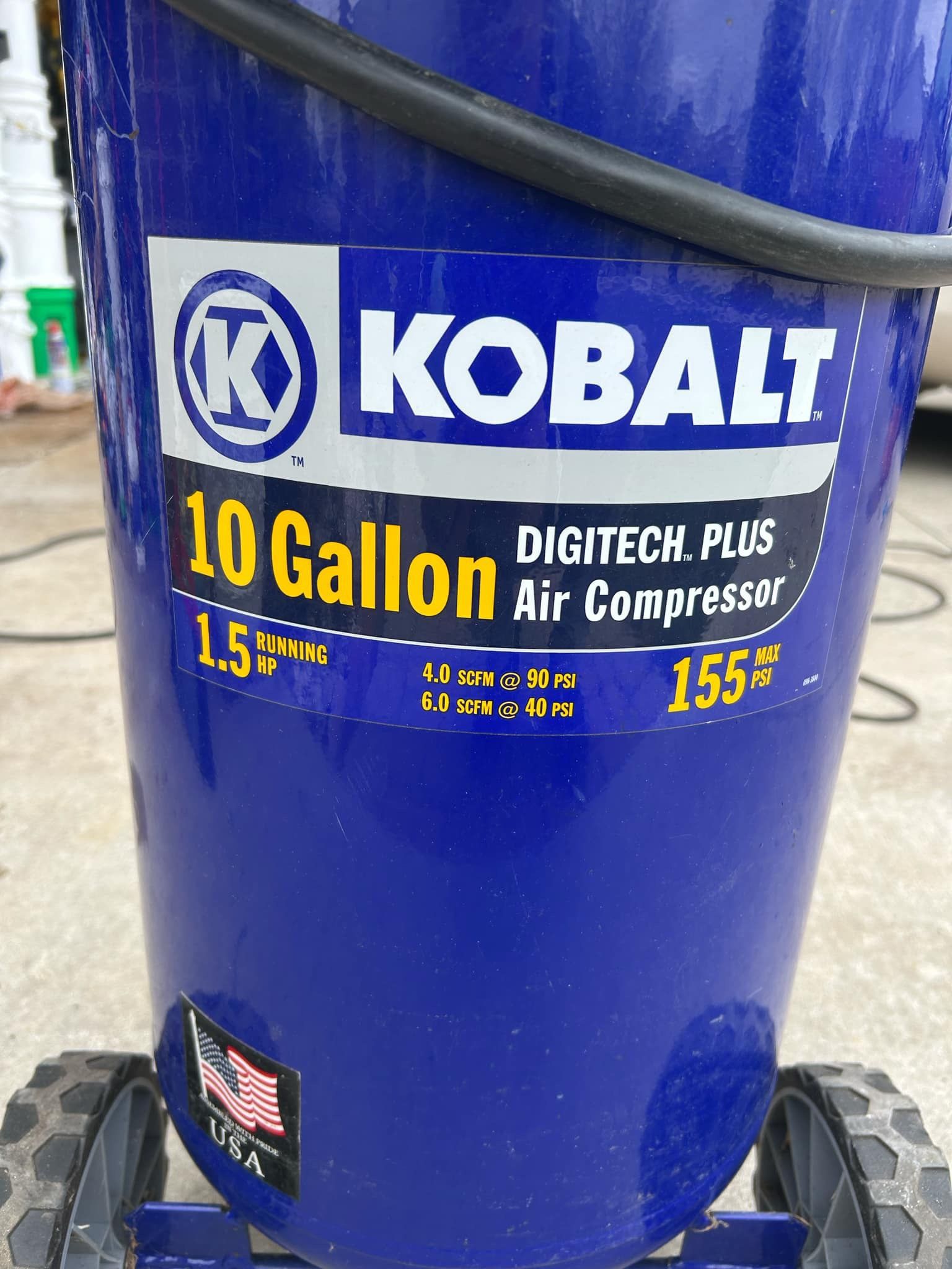 Kobalt 10 Gallon 1.5 HP 155 Max PSI Digitech Plus Air Compressor