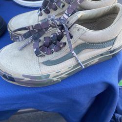 Vans 
