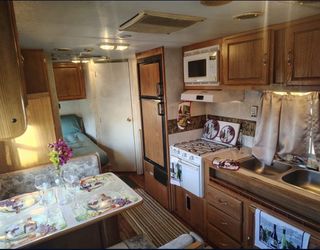 Pioneer Travel Trailer RV