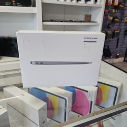 2020 Macbook Air ☆ M1 Chip/ 8gb/ 256gb ☆