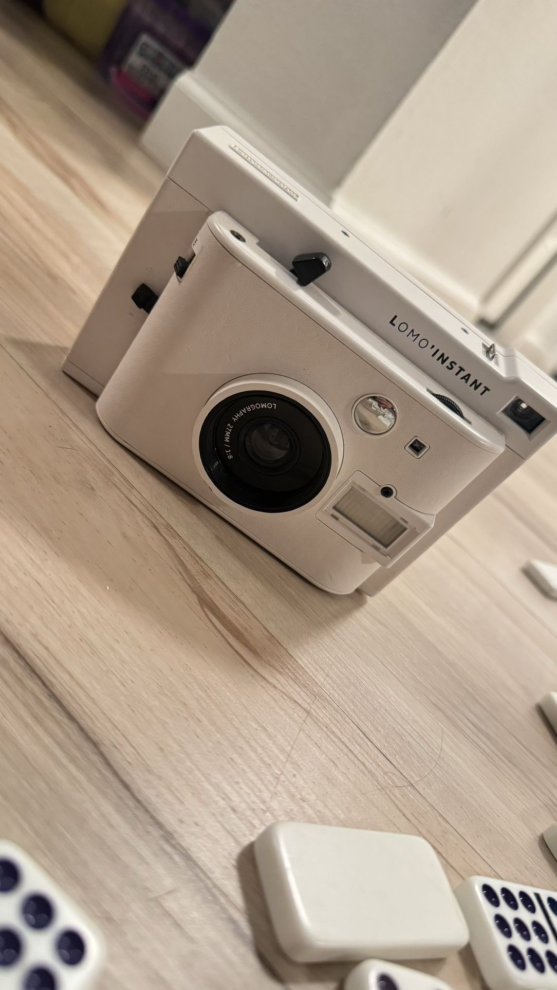 Instant Camera