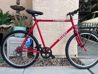 Giant hybrid bike 26