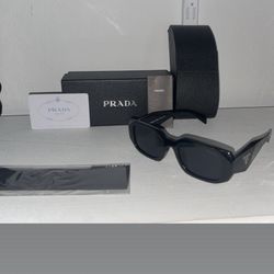 Prada Sunglasses Women’s Or Men’s