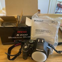 Pentax K2000 Camera like new