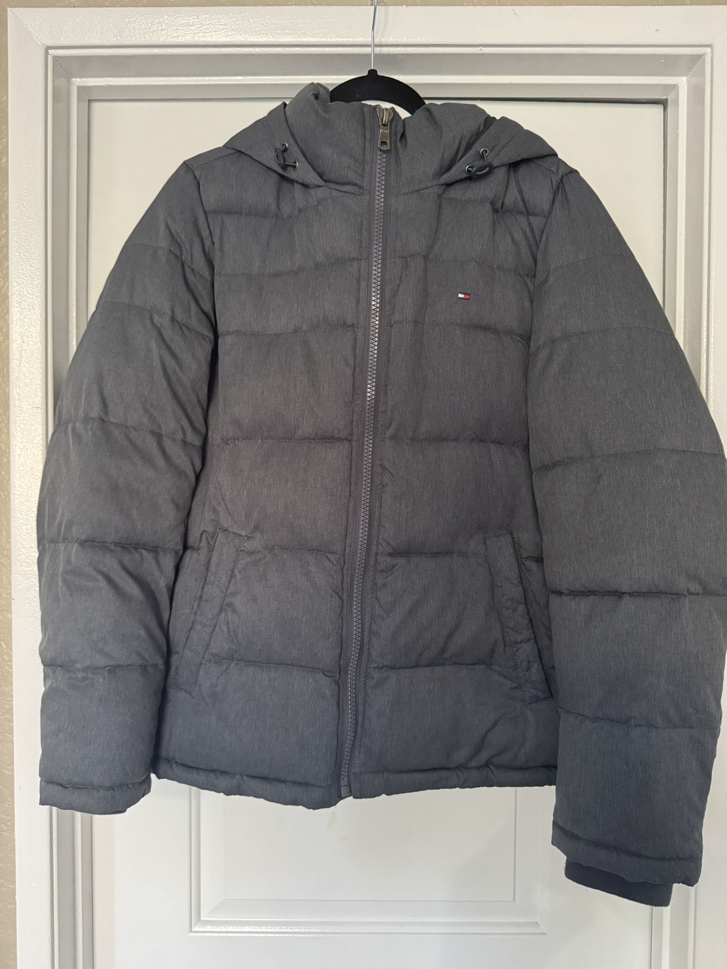 Tommy Hilfiger Hooded Puffer Jacket - Size M (Excellent Condition)