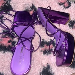 Size 11 glossy purple heels 