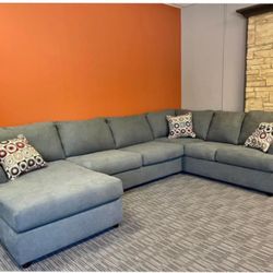 Sectional In Stock For Immediate Delivery 