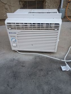 WINDOW AIR CONDITIONER AC UNIT