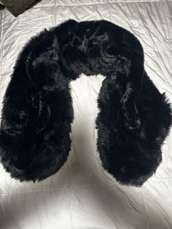 Caracilia Black Fur Shall Cape