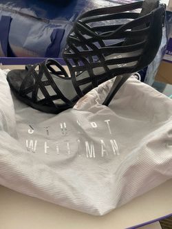 Stuart Weitzman size 7 black heels