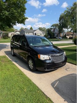 2010 Chrysler Town & Country