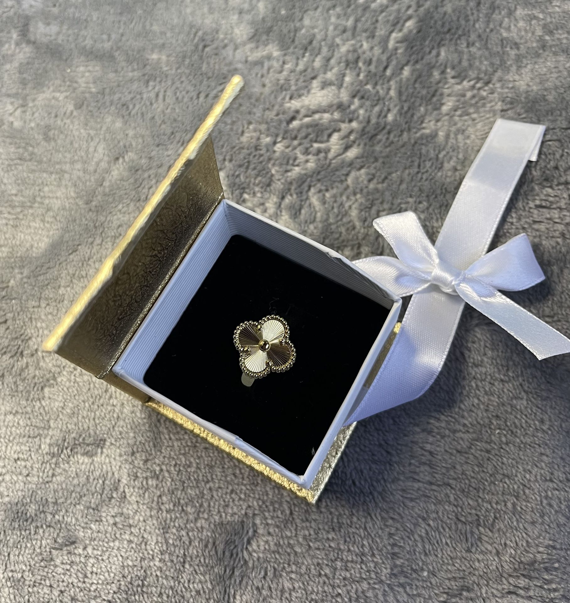 Clover Ring 💍 18k Gold Plated Over Silver 925