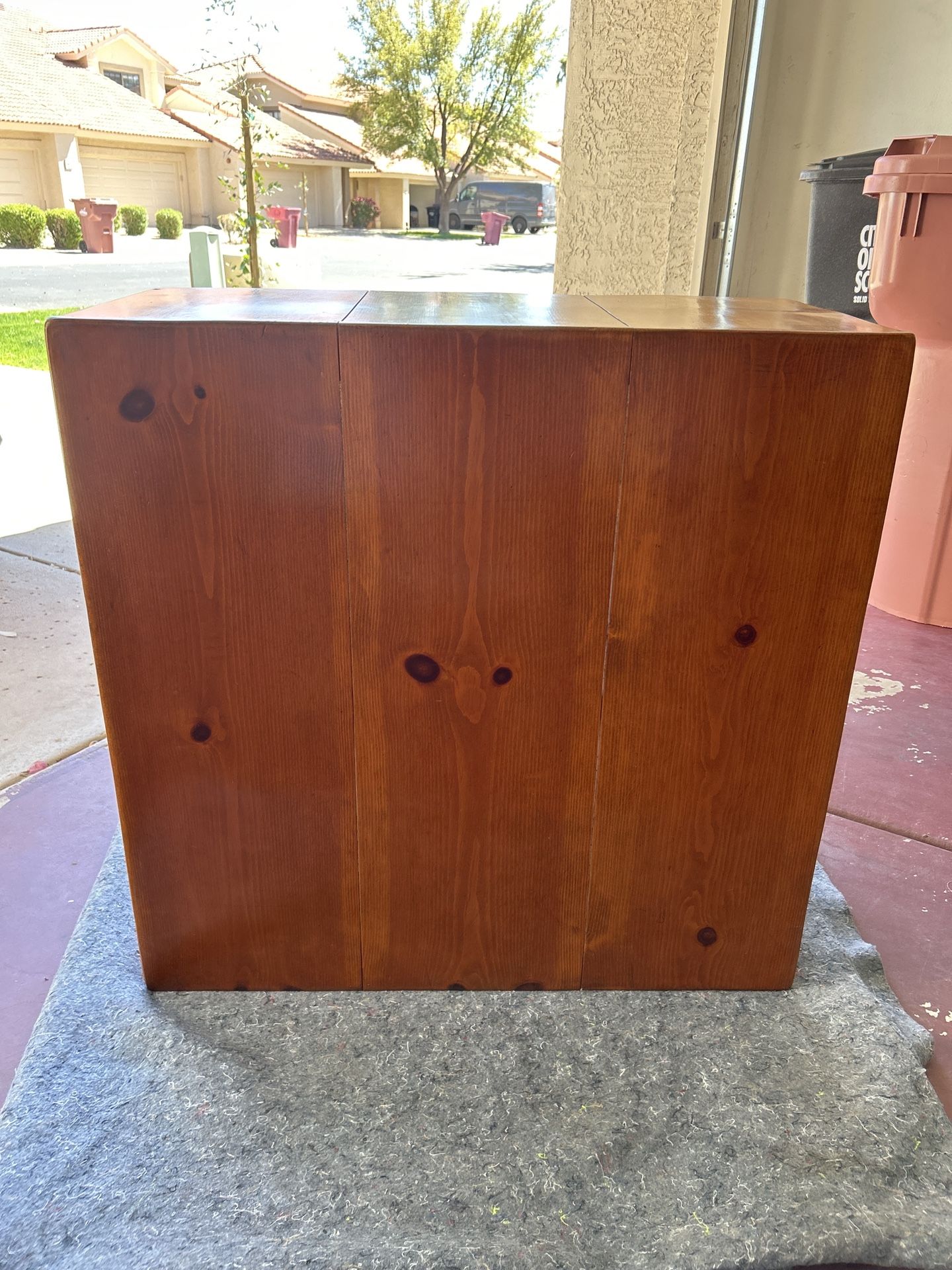 Beautiful 34x34” Hand Made Stained Table Reduced Today!!!