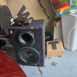 Radio Plus Subwoofer With Amp