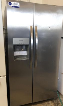Frigidaire Side-by-Side Stainless Steel Refrigerator Fridge
