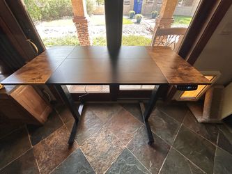 Electric Sit/Stand Desk 47” – 3 Memory Settings – Wheels