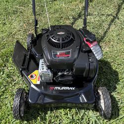 BRAND NEW AVAILABLE  MURRAY 20 INCH WITHD CUT. PUSH LAWNMOWER . PERFECTLY  WORKING CONDITION POWERED BY SUPER AMERICAN ENGINE BRIGGS AND STRATTON E450