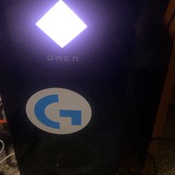 Gaming PC OMEN With Microphone 