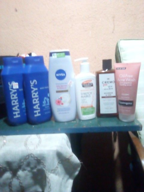 25$ Shower Essentials Bundle