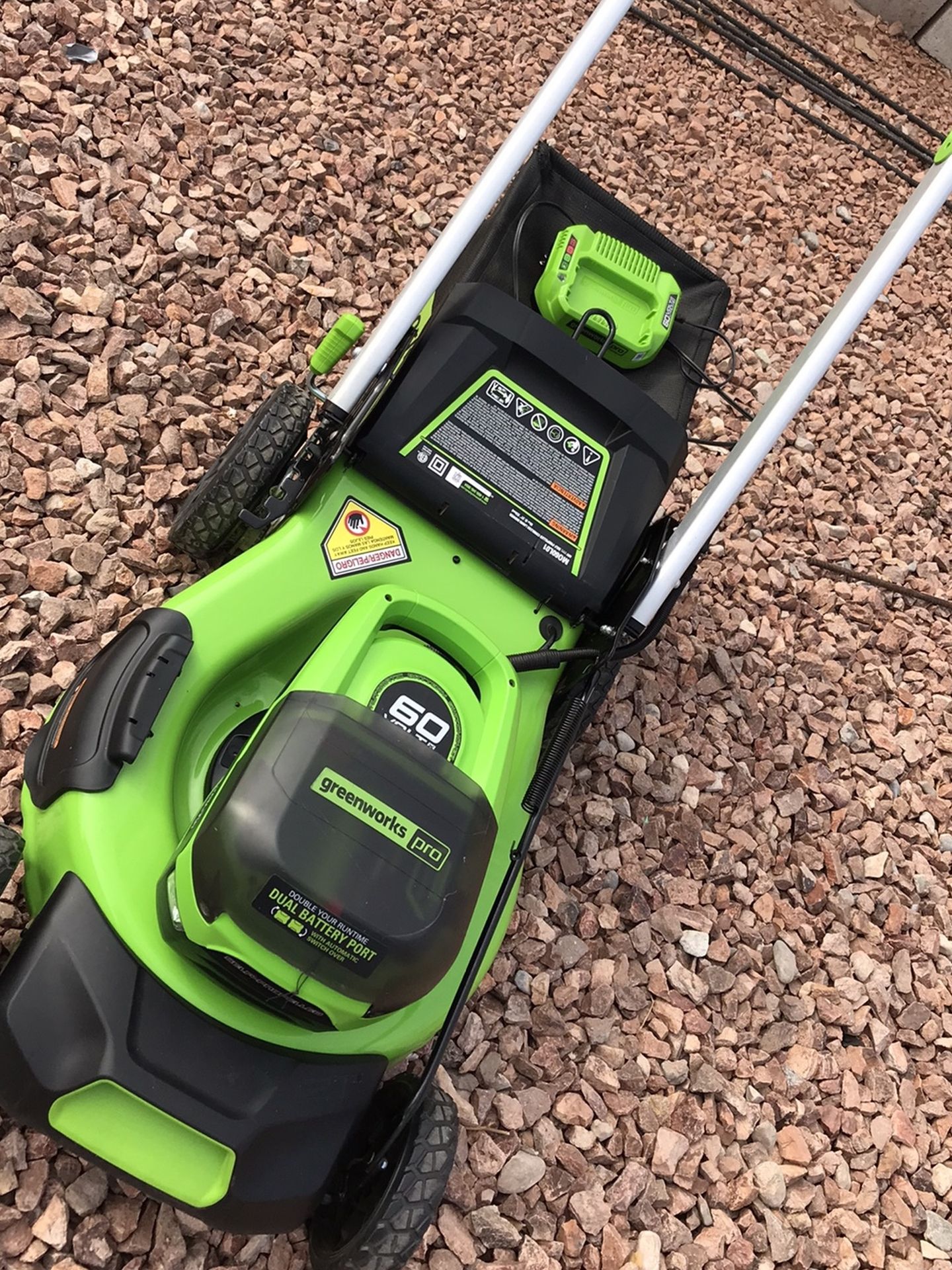 Greenworks PRO Self-Propelled 21in Cordless Electric Lawnmower