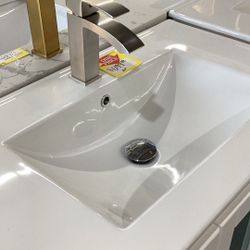 36” Left Offset  Bathroom Vanity Fully Assembled Solid Wood Quartz Top Ready For Pick Up 