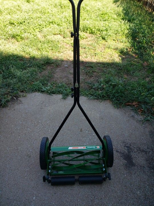 Reel Lawn Mower 